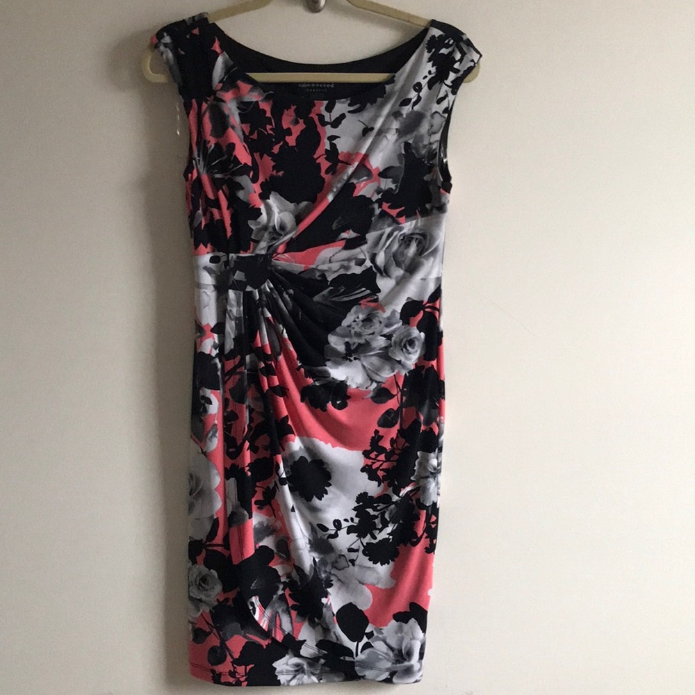 LISA FAUX WRAP FLORAL DRESS by Connected Apparel